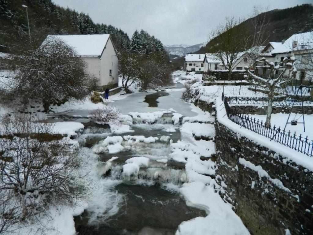 Casa Rural Mantxoalorra Ochagavía Εξωτερικό φωτογραφία